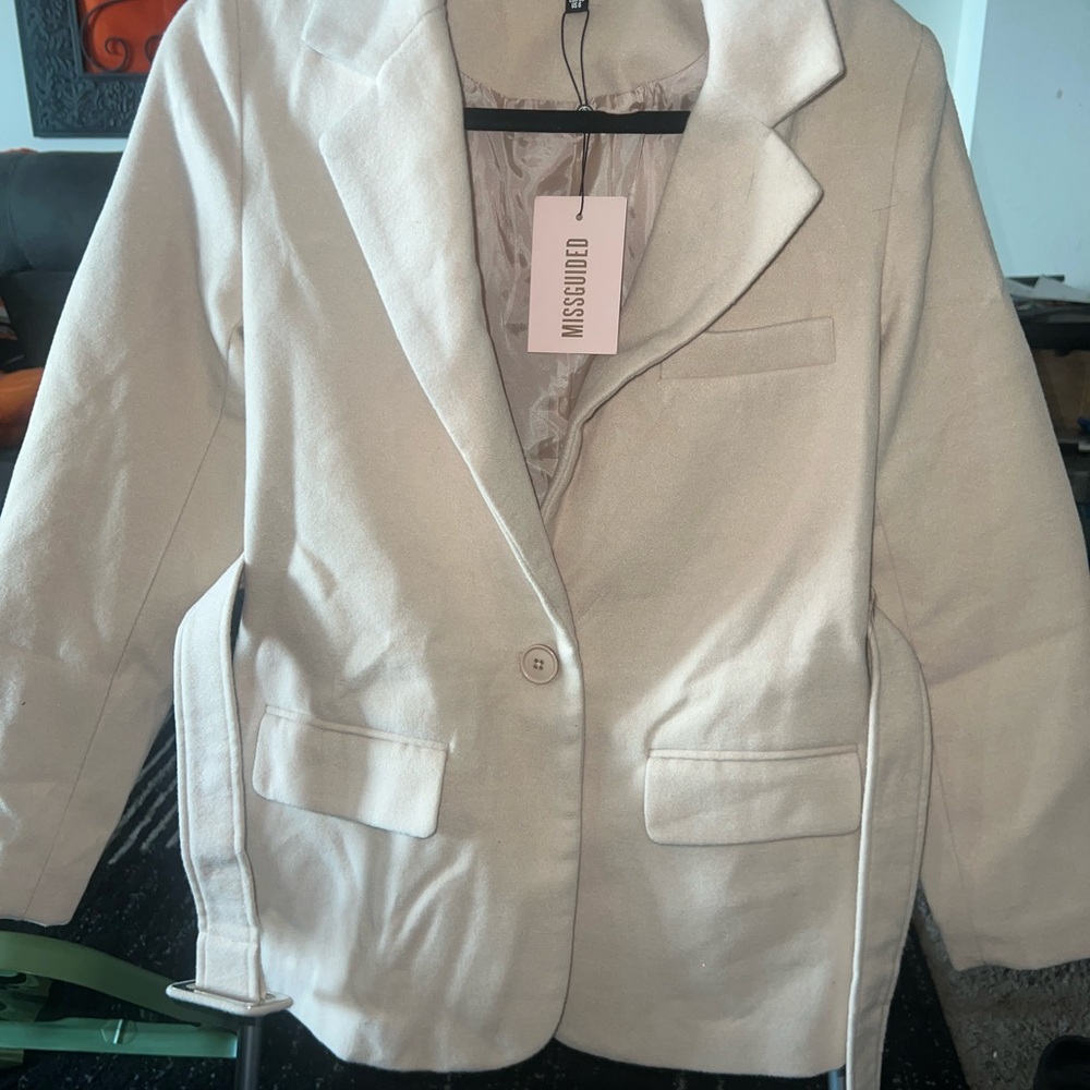 Missguided Plus Light Beige Blazer